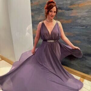 Reem Acra V Neckline Bejeweled Cleopatra Evening Prom Dress Size 6 Worn Once